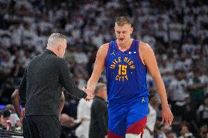 马龙：如果我有投票权我选约基奇MVP 希望丹佛人民知道这一点