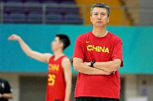 媒体人：中国男篮上半场执行了正确的防守策略 感觉韩国还有后招